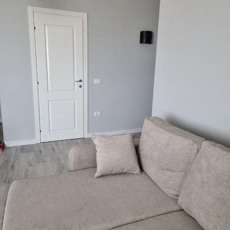 קונסטנצה Apartament 2 Camere Eliberarii מראה חיצוני תמונה